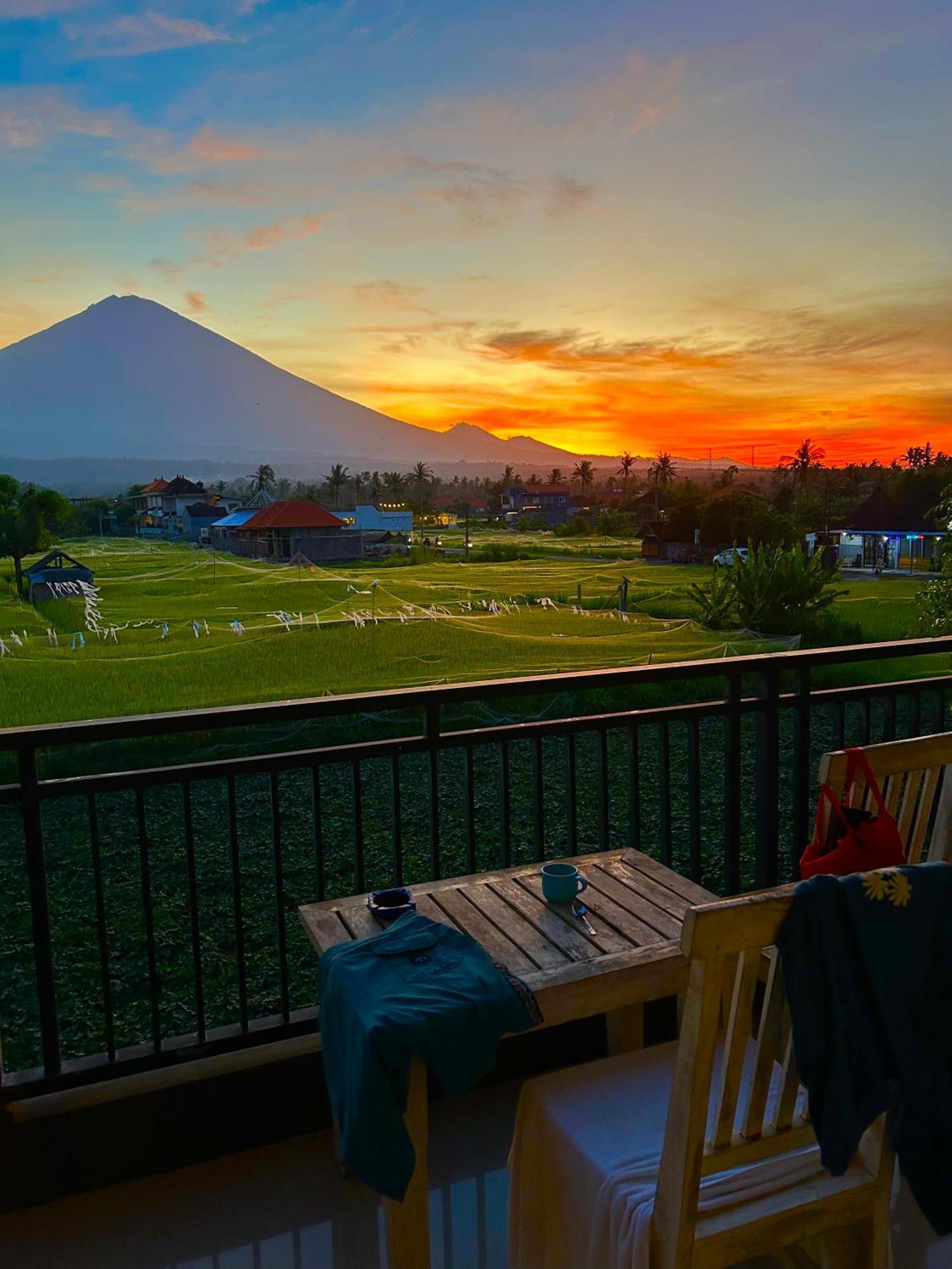 D'Uma Amed Homestay Exteriör bild
